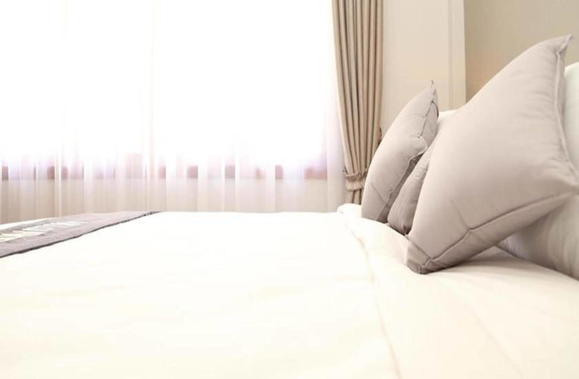 Villa Cambell Hotel & Cafe 프놈펜 외부 사진